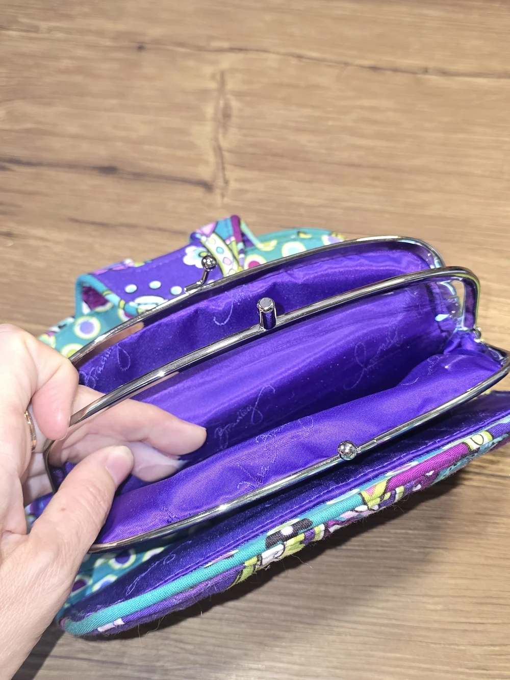 Brand New Never Used quilted Vera Bradley Kiss n' Snap Heather wallet